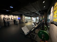 -MR.COOL健身工作室(浦江城市生活广场店)