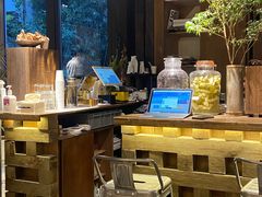 大堂-Metal hands·铁手咖啡