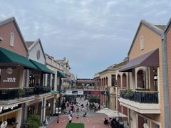 -王府井奥莱临潼小镇(临潼店)