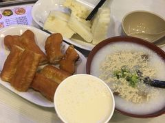 -大师傅粥品(埃华街)