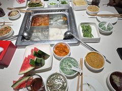 -海底捞火锅(勒泰店)