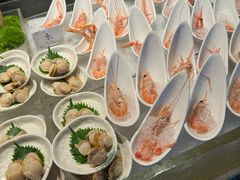 -雍容荟帝王蟹活龙虾展台自助(IFS黑金店)
