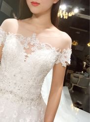 -艾米丽婚纱礼服