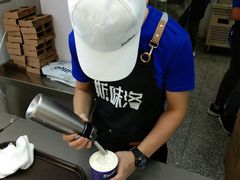 -新加坡斯味洛·鲜奶茶(石牌东店)