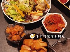 -铭牛烧肉·和牛海鲜自助(高新月牙湖店)