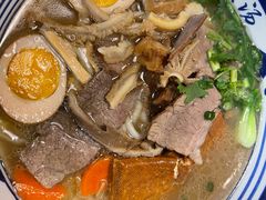 -鑫花溪牛肉米粉(凤凰街创始总店)