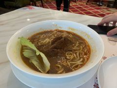 红烧牛腩面-子霖南山鲜虾面(南山总店)