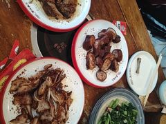 -老鼎万春卤菜(五代传承创始老店)