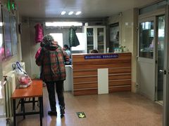 -四十四中游泳馆