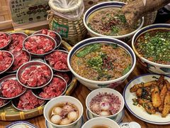 -云阿蛮云南生烫牛肉米线(奉贤路店)