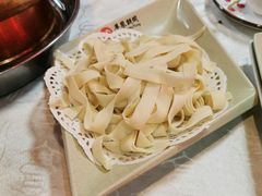 -羊家胡同·龙虾烧烤火锅(龙汇路店)