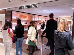 -文艺复兴百货(米兰大教堂广场店)