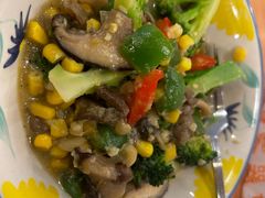 杂菜拼盘-萨莉亚意式餐厅(新洲家乐福店)