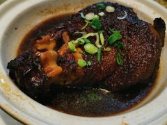 -老码头黑皮肘子锅包肉(文政街店)