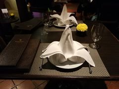 餐具摆设-Ruen Urai