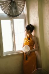 -艾米丽婚纱礼服
