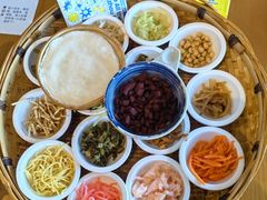 -包整·丝娃娃(一览甲秀楼风景店)