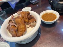 -老憨猪蹄(山大南路店)