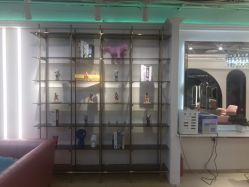 -BULB STUDIO 巴柏明星发型工作室