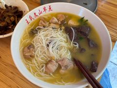 -文山荷鲜居(翠湖店)