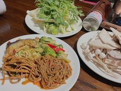 -香园自助小火锅