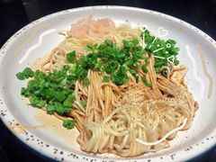 葱油三虾拌面-老头儿油爆虾·知味杭州(爱琴海购物中心)