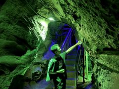 -京东大溶洞景区