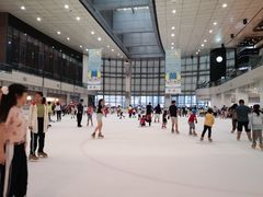 -冰纷万象滑冰场(深圳万象城店)