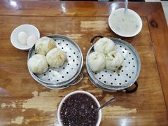-胡成记口蘑龙眼包子(盐道街店)