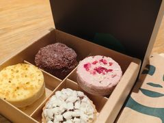 -星巴克(洛阳中州路王府井店)