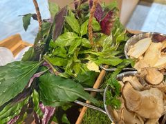 -一朵菌·野生菌探索家火锅(南亚店)