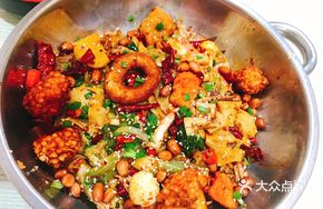Spicy Squid and Beef Hot Pot