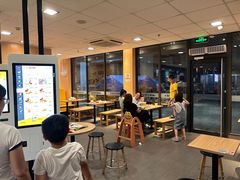 -麦当劳(东岳大道店)