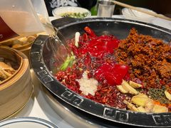 -卤校长老火锅(杨家坪直营店)