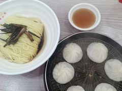 -珊珊小笼馆(仙霞路店)