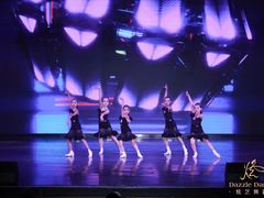 -炫艺舞蹈培训中心(枫尚奥特莱斯店)