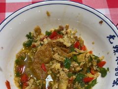 -笨豆腐居民楼菜馆•江西小炒(天津开发区店)