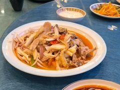 -乡村馕坑肉·烧烤·新疆菜·本地人更爱吃(阿勒泰首店)