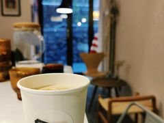 热椰子拿铁-舊新事咖啡NOTHING NEW COFFEE