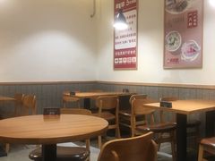 大堂-南城香·饭香串香馄饨香(赵公口店)