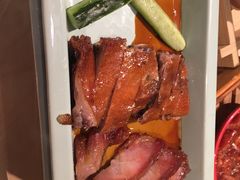 烧味拼盘里鸡爪-避风塘(宝山万达店)