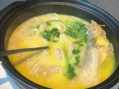 大汤黄鱼馄饨-望乡楼上海菜(日月光店)