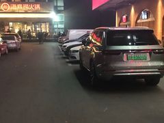 -翠微牡丹园停车场