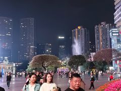 -观音桥步行街