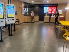 -麦当劳(石坝服务区店)