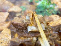 -闯关东牛排牛尾一锅香(海城店)