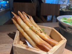 -蜜桃餐厅·伴山(湖滨商业街店)