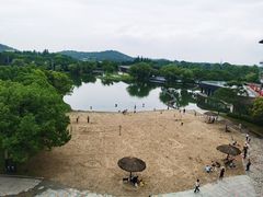 -上海佘山世茂艾美酒店