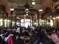 -Majestic Café