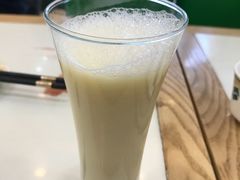 新鲜豆浆-香港麦奀云吞面世家(中山二路店)